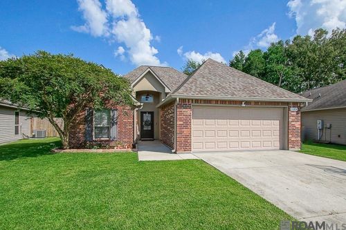 22834 Citation Dr, Denham Springs, LA, 70726-7053 | Card Image