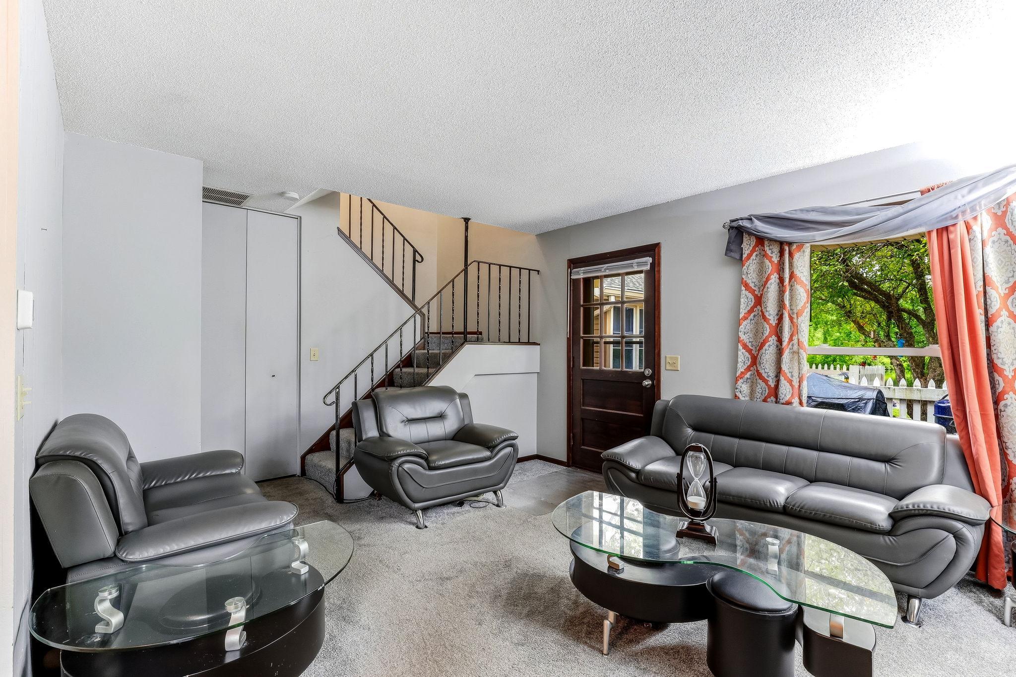 Residential in Oakdale 3