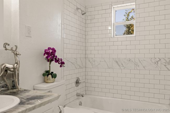 201 E 1 St St, House other with 2 bedrooms, 1 bathrooms and null parking in Claremore OK | Image 31
