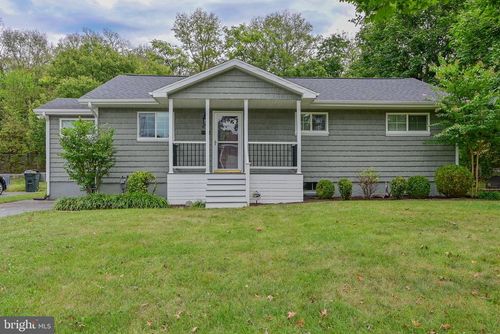 319 Lincoln Dr, MARTINSBURG, WV, 25401-2425 | Card Image