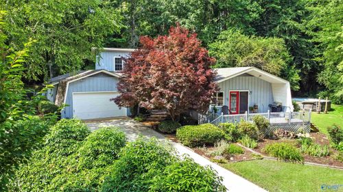 115 Cornelius Rd, Guntersville, AL, 35976-6166 | Card Image