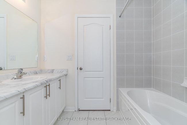 6 Cliff Thompson Crt, House other with 4 bedrooms, 3 bathrooms and 2 parking in Markham ON | Image 32