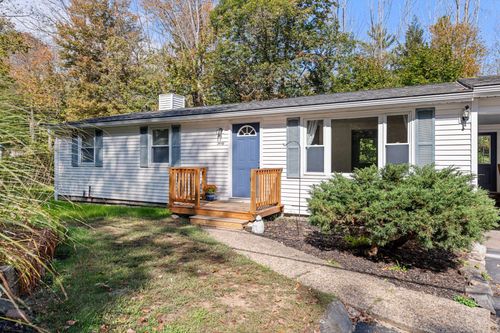 30 Farmer Dr, Gilford, NH, 03249-7531 | Card Image