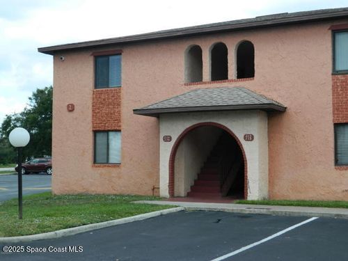 214 San Juan Cir, Melbourne, FL, 32935-5466 | Card Image