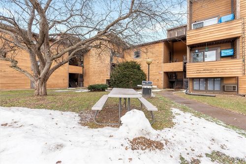 576 Village Blvd N, Baldwinsville, NY, 13027-3029 | Card Image