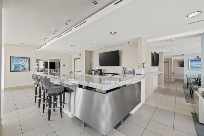 APT-2603 - 175 1 St St S, Condo with 1 bedrooms, 2 bathrooms and null parking in ST PETERSBURG FL | Image 72