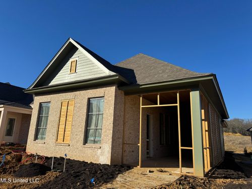 130 Water St, Madison, MS, 39110-6385 | Card Image