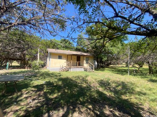 39 Jim Dalrymple Dr, Leakey, TX, 78873 | Card Image