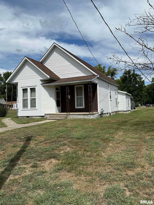 418 E Keyes St, Du Quoin, IL, 62832-2116 | Card Image