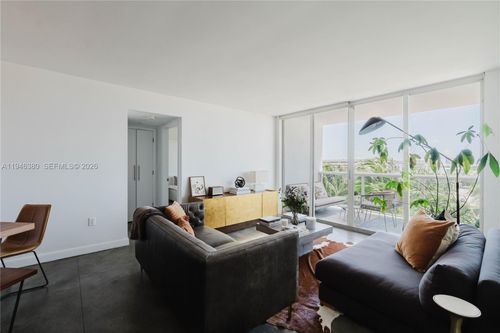703-1900 Purdy Ave, Miami Beach, FL, 33139-1417 | Card Image