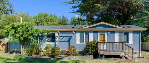 26702 Dell St, Ocean Park, WA, 98640-4318 | Card Image
