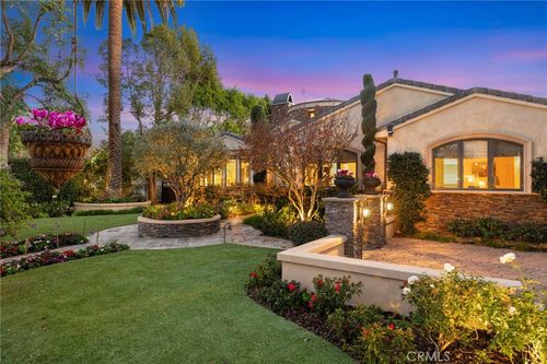 17420 Tarzana St, Encino, CA, 91316-3823 | Card Image