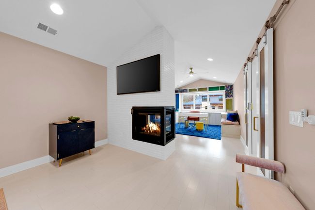 6 primary bedroom | Image 6
