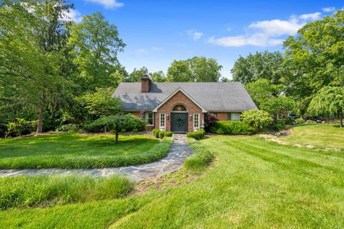 99 Stoney Brooke Dr, Ashland, KY, 41101-2107 | Card Image