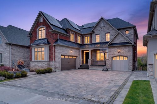 33 Stollery Pond Crescent, Markham, ON, L6C1K4 | Card Image