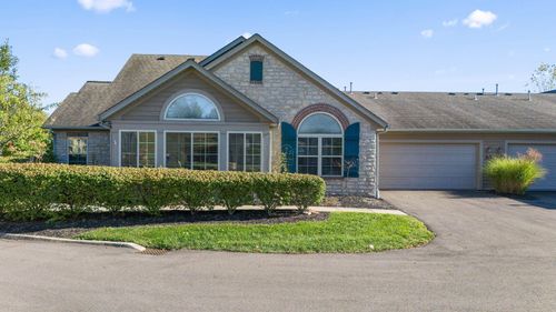131 Stonegate Dr, Pataskala, OH, 43062-8089 | Card Image