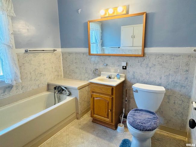 636 5 Th Ave S, House other with 3 bedrooms, 2 bathrooms and null parking in Clinton IA | Image 26