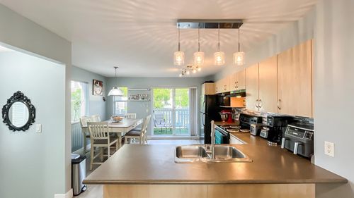 5-15871 85 Ave, Surrey, BC, V4N0Y9 | Card Image