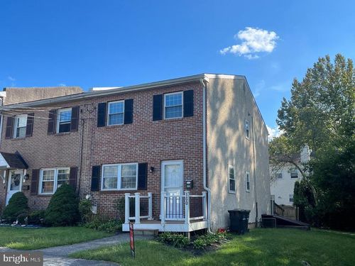 160 Montgomery Ave, Phoenixville, PA, 19460-4016 | Card Image