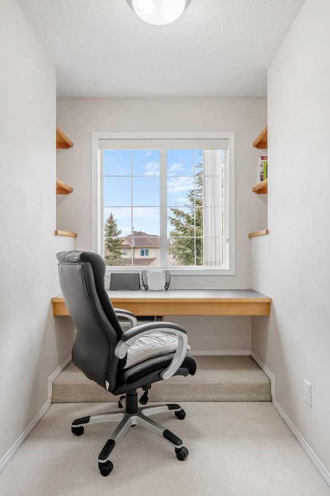 226 Everwillow Close Sw, House other with 5 bedrooms, 4 bathrooms and 4 parking in Calgary AB | Image 35