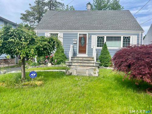140 1/2 Stuart Ave, Norwalk, CT, 06850-3130 | Card Image