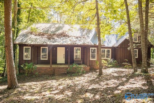 6201 Robin Ln Nw, Fort Payne, AL, 35967-8260 | Card Image