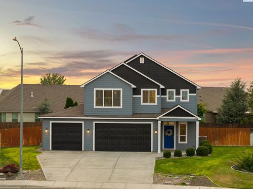 1547 Diamond Dr, West Richland, WA, 99353-7842 | Card Image
