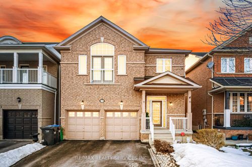 10 Goldnugget Rd, Brampton, ON, L6Y5N7 | Card Image