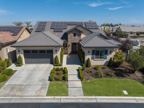 11854 N Champions Dr, Fresno, CA, 93730-7076 | Card Image