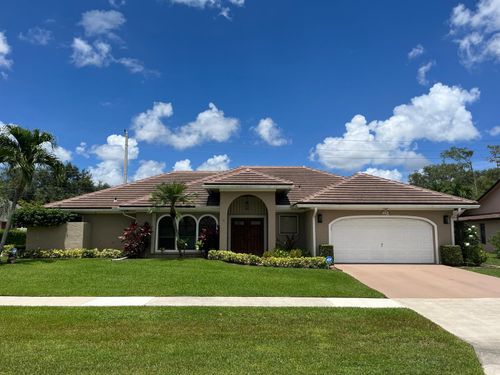 1250 Barnstaple Cir, Wellington, FL, 33414-8971 | Card Image
