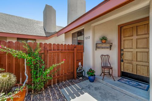 3212 E Terra Alta Blvd, Tucson, AZ, 85716-4546 | Card Image