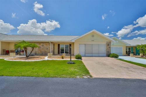 1210 Eastloch Ct, SUN CITY CENTER, FL, 33573-5809 | Card Image