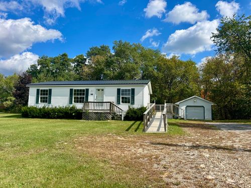2900 Military Tpke, West Chazy, NY, 12992-3925 | Card Image