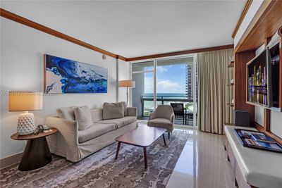 912-910-DEED - 6801 Collins Ave, Condo with 1 bedrooms, 1 bathrooms and null parking in Miami Beach FL | Image 3