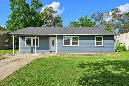 1109 San Felipe St, Angleton, TX, 77515-3535 | Card Image