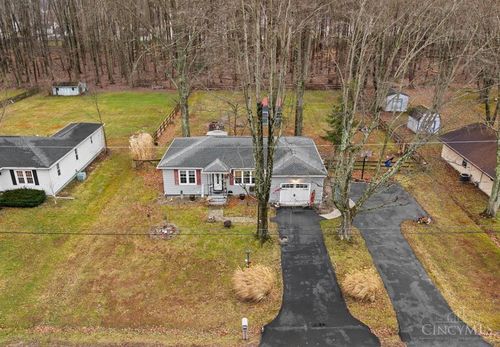 42 Sperling Drive, Amelia, OH, 45102 | Card Image