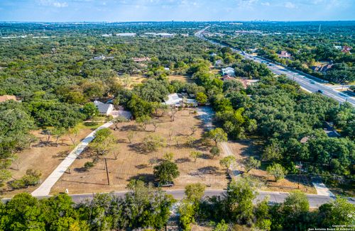 98 Windmill Rd, Shavano Park, TX, 78231-1545 | Card Image