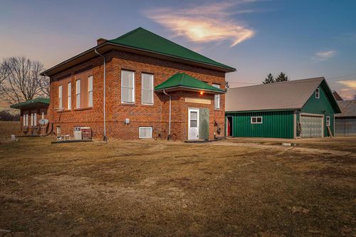 28049 County Highway X, CASHTON, WI, 54619-7210 | Card Image