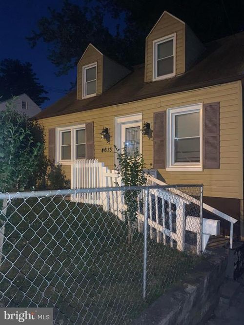 4613 Gunther St, CAPITOL HEIGHTS, MD, 20743-3926 | Card Image