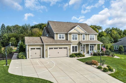 W275N342 Arrowhead Trail, PEWAUKEE, WI, 53188 | Card Image