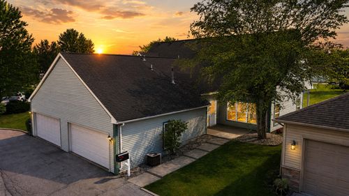 g-9278 Norris Dr, Hobart, IN, 46342-7801 | Card Image