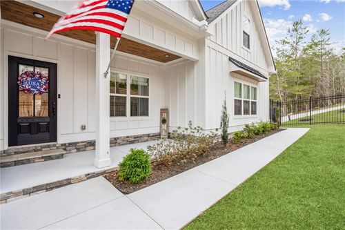 6185 White Way, Gainesville, GA, 30506-7349 | Card Image