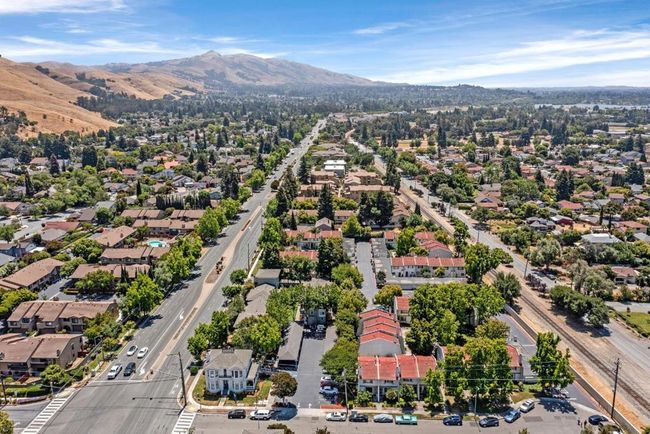 38652 Aurora Ter, Condo with 2 bedrooms, 2 bathrooms and 1 parking in Fremont CA | Image 42