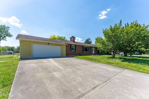 209 Chaho Rd, Knoxville, TN, 37934-4643 | Card Image