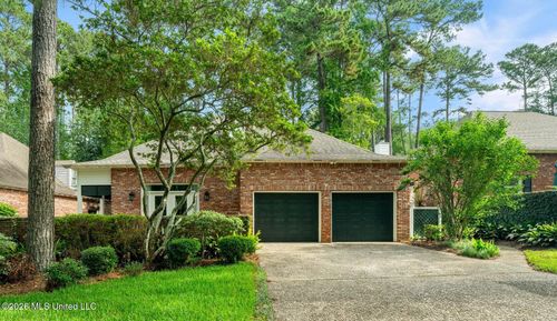 10 Moss Point Road, Hattiesburg, MS, 39402 | Card Image