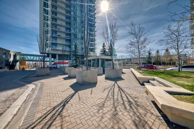 2205 - 99 Spruce Place Sw, Home with 2 bedrooms, 2 bathrooms and 1 parking in Calgary AB | Image 29