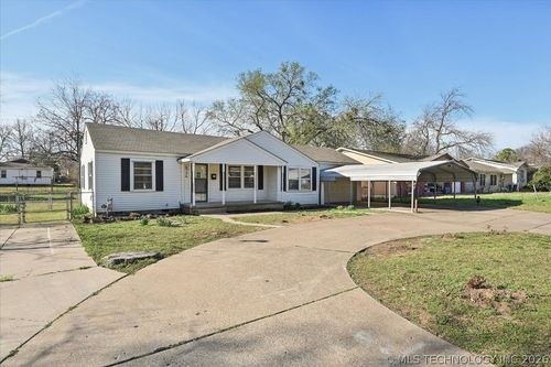 6736 E 6th Street, Tulsa, OK, 74112 | Card Image