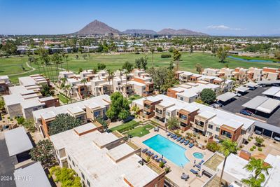 3104 - 3600 N Hayden Road, Condo with 2 bedrooms, 2 bathrooms and null parking in Scottsdale AZ | Image 3