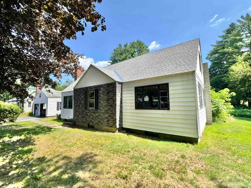 814 Brattleboro Rd, Hinsdale, NH, 03451-2362 | Card Image