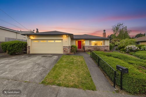 3186 Lucia Ave, Eureka, CA, 95503-4849 | Card Image